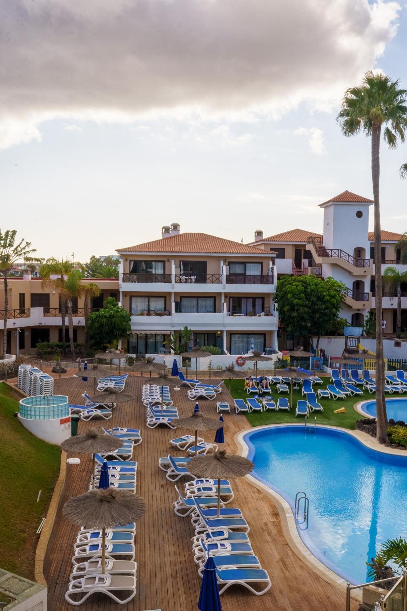Forest Flat - Big Heated Pool, Terrace, Tv Channels, Golf Courses San Miguel de Abona Dış mekan fotoğraf